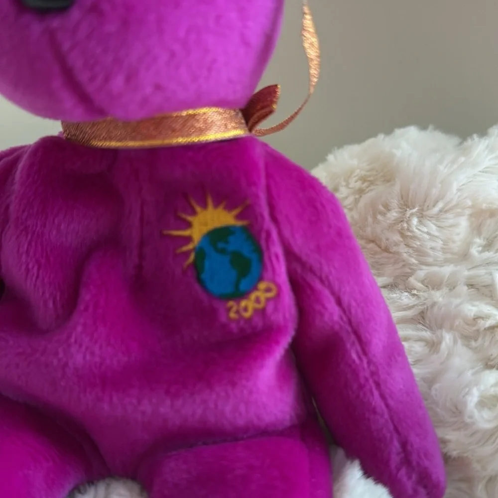 2000 Millennium TY‎ Bear Magenta Limited Edition Beanie Baby